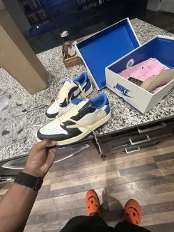 【$49 High Cost Effective】Air Jordan 1 Retro Low OG SP Fragment x Travis Scott DM7866-140 review Phantom 01