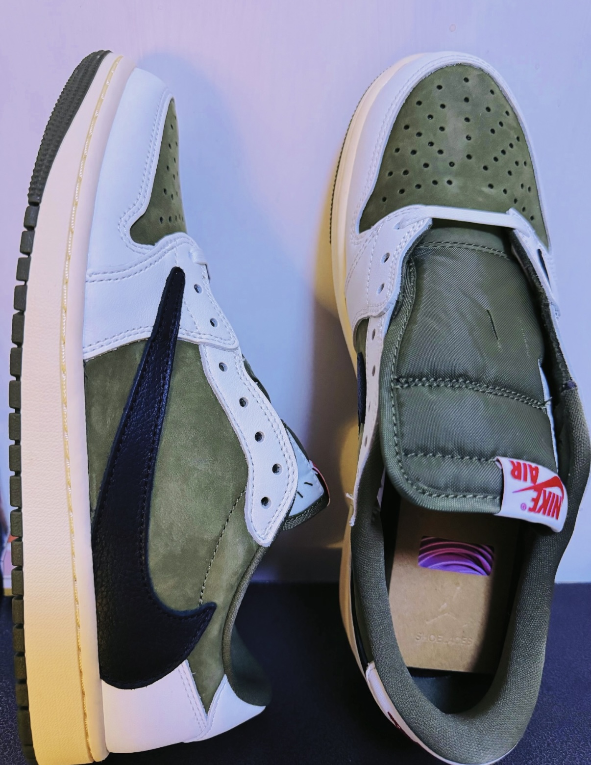 PK God Batch Air Jordan 1 Retro Low OG SP Travis Scott Medium Olive DM7866-200 review Josée Lafontaine 01