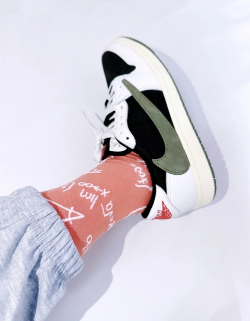 【Top PK God Batch】PK God Batch Air Jordan 1 Retro Low OG SP Travis Scott Olive (W) DZ4137-106 review 