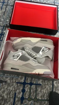Special offer Batch Air Jordan 4 Retro Frozen Moments AQ9129-001 review frozen moments 02