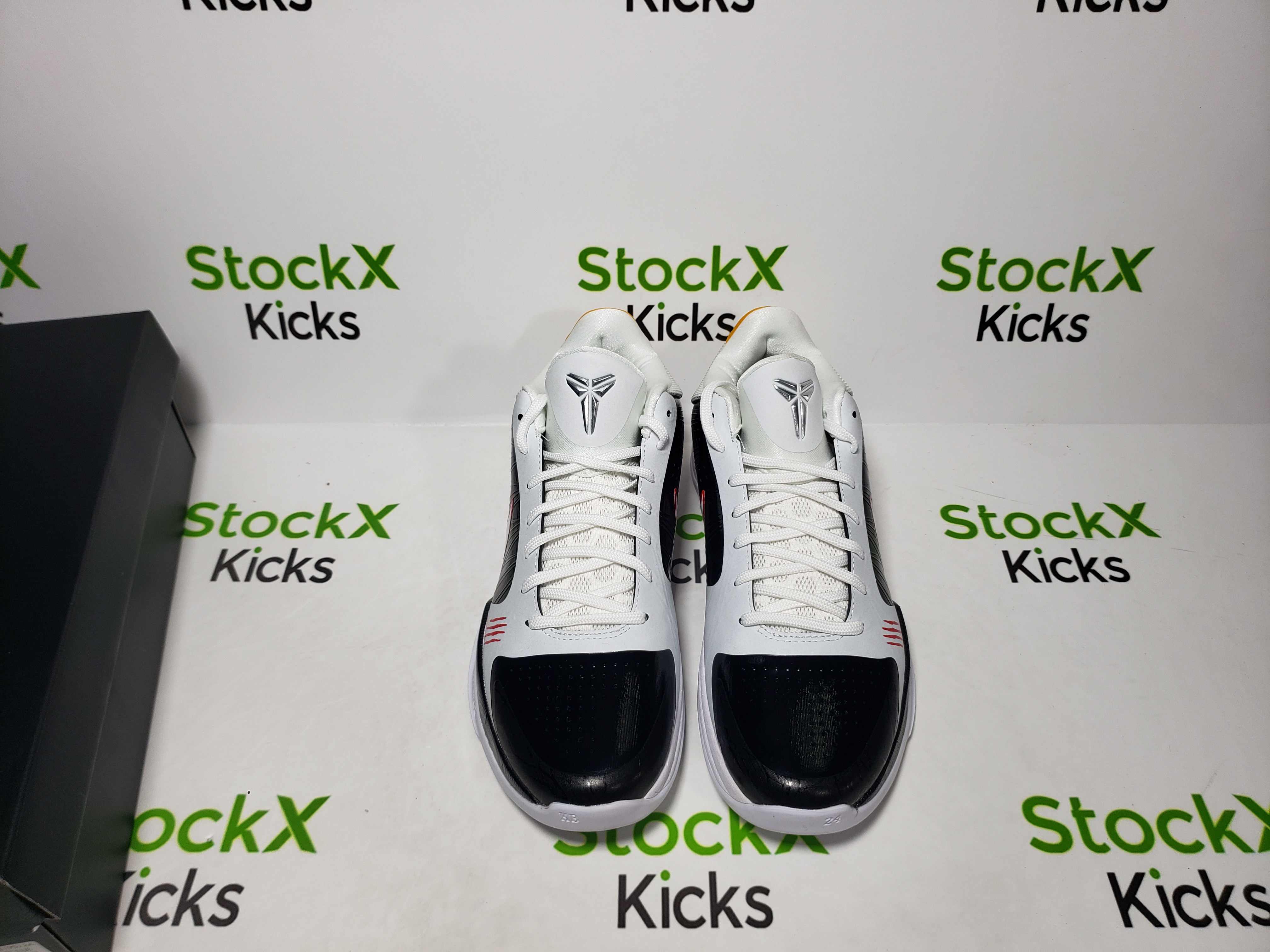 Nike Kobe 5 Protro Bruce Lee Alternate CD4991-101 review stockxkicks 00