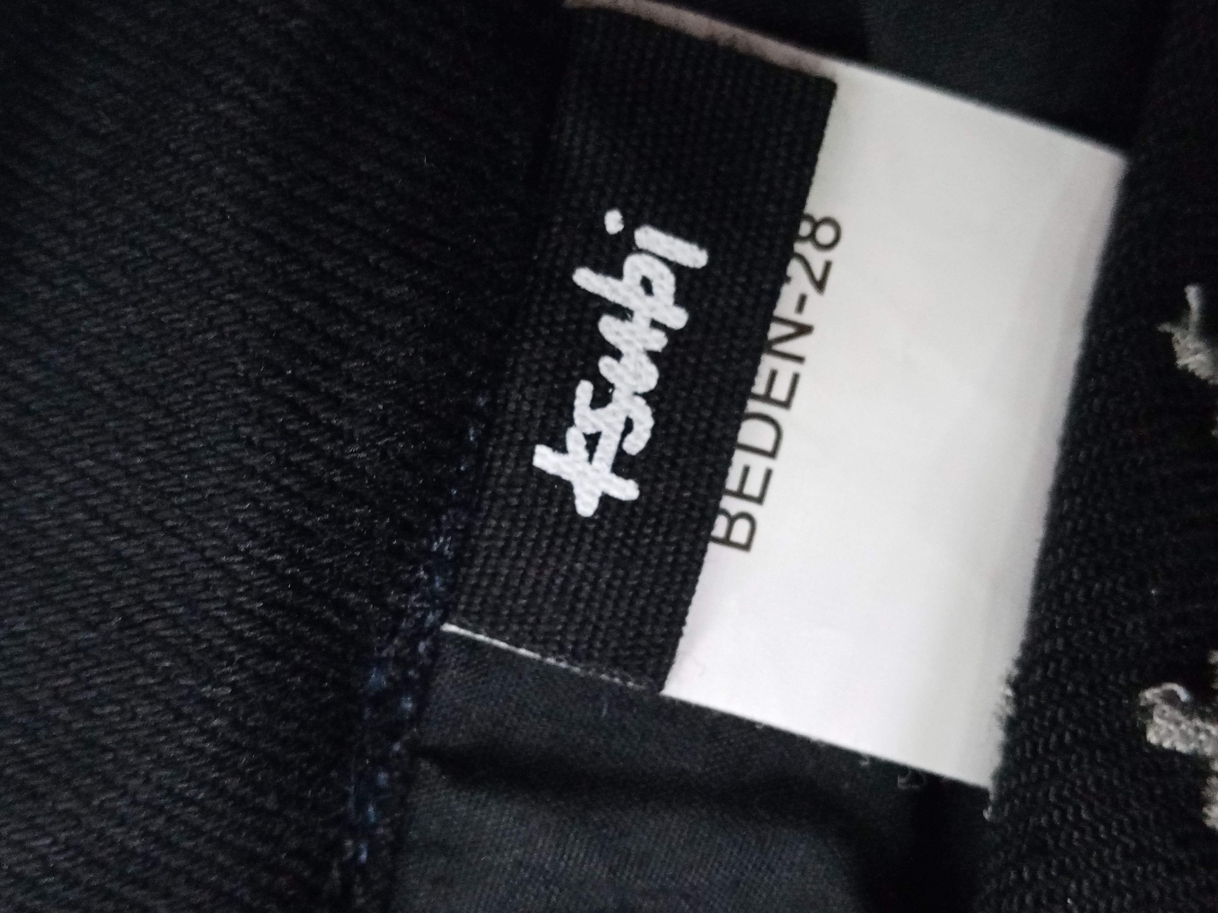Ksubi Jeans YZ 3004 review Kathy 01
