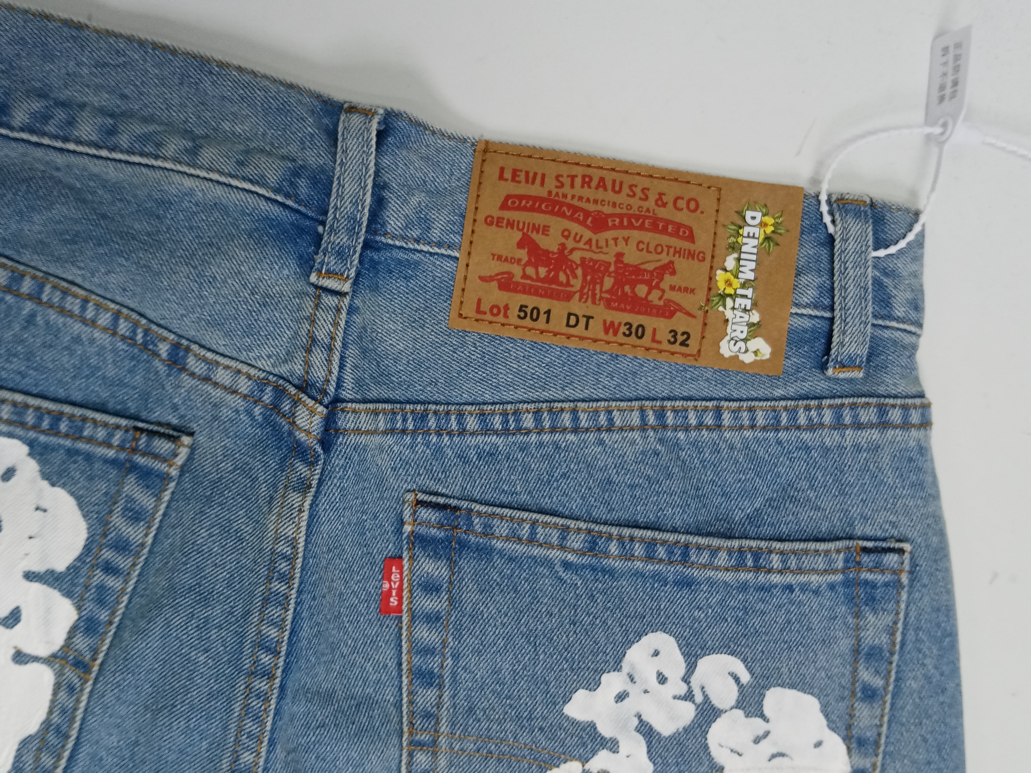 DENIM TEARS THE COTTON WREATH JEAN LIGHT WASH review Nura 00