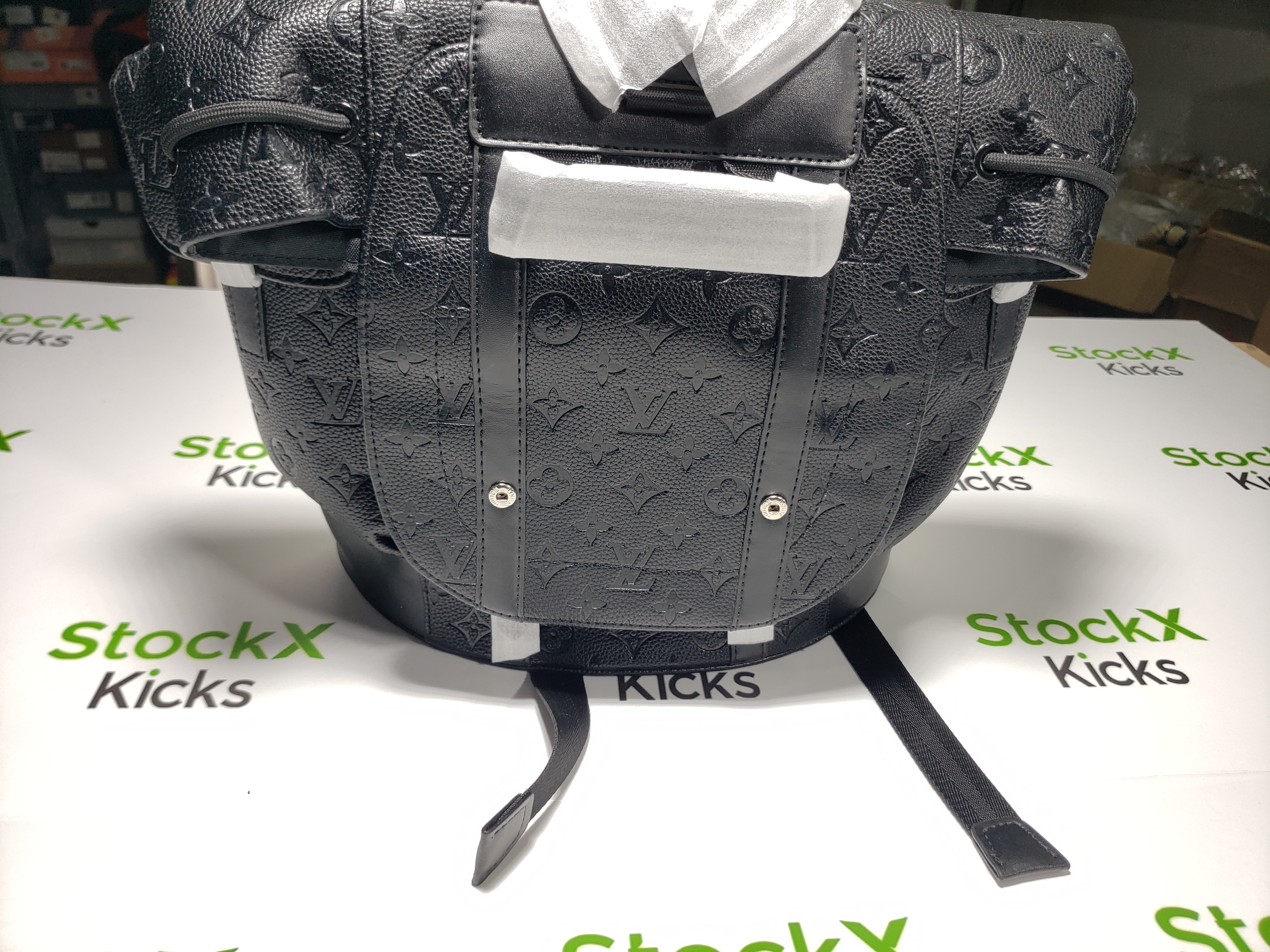 Louis Vuitton Christopher Monogram Empreinte Black CK 420698480 review 1