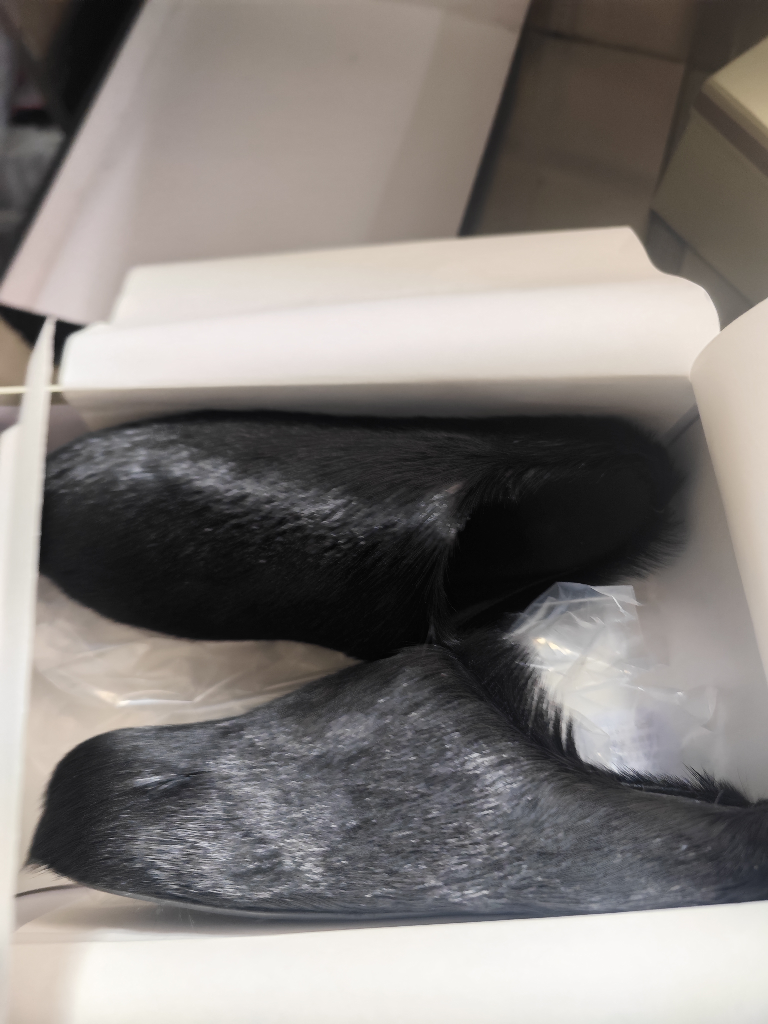 Marni Black LONG-HAIR CALFSKIN FUSSBETT SABOT Slide SBMR000600P412200N99 review Sabrina Munz