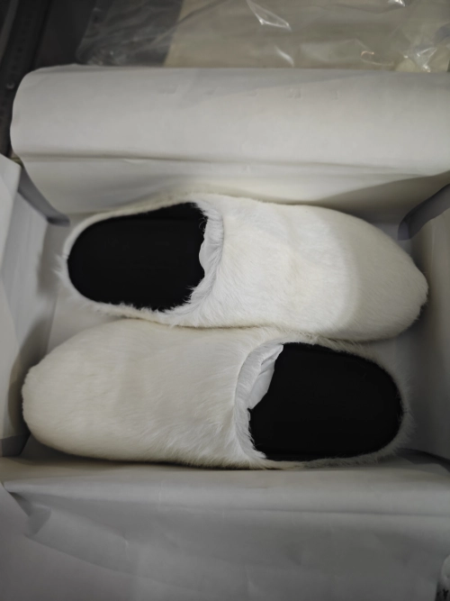 Marni White LONG-HAIR CALFSKIN FUSSBETT SABOT Slide SBMR000600P412200N31 review 