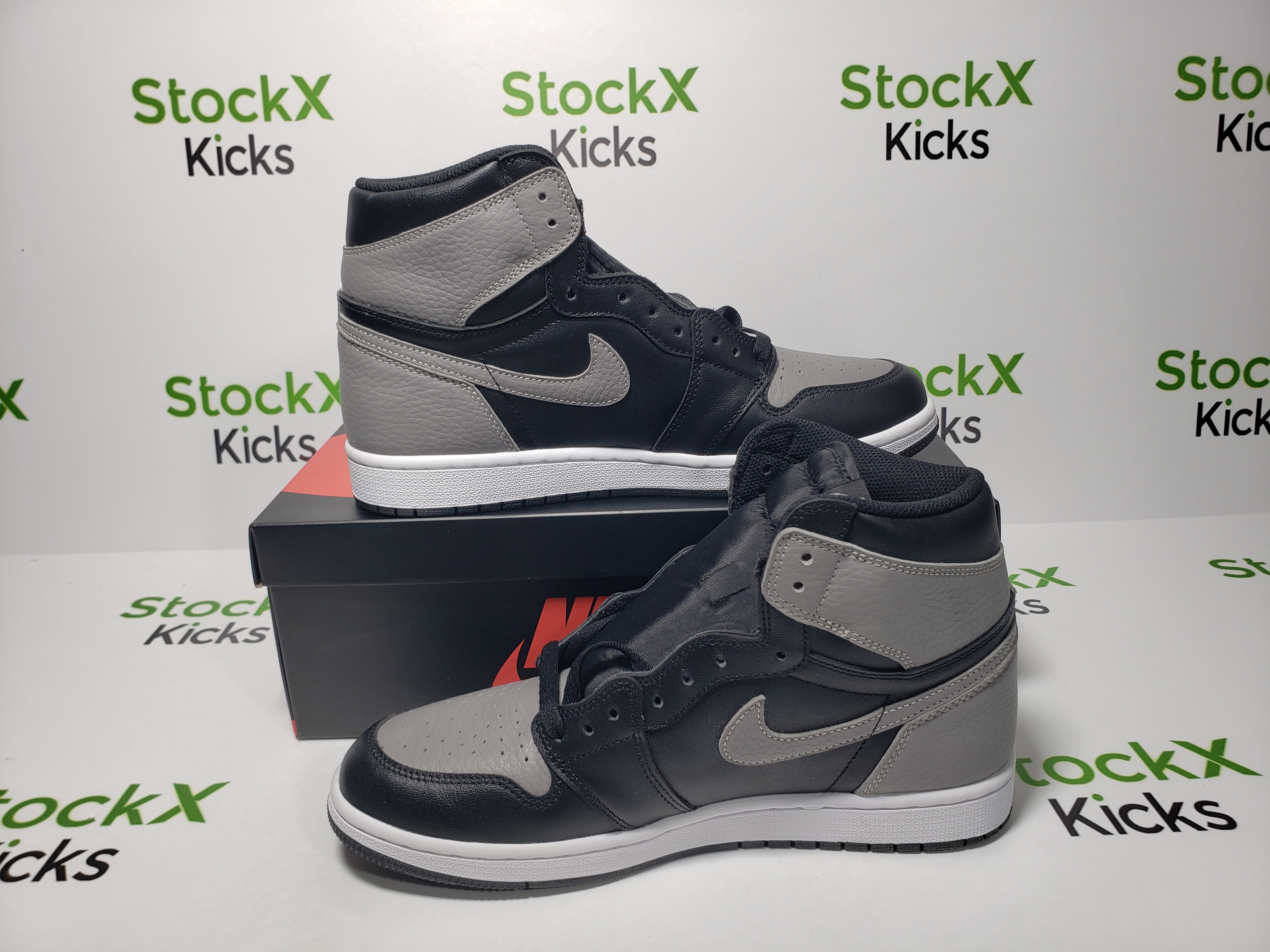 PK God Batch Air Jordan 1 Retro High Shadow (2018) 555088-013 review stockxkicks 04