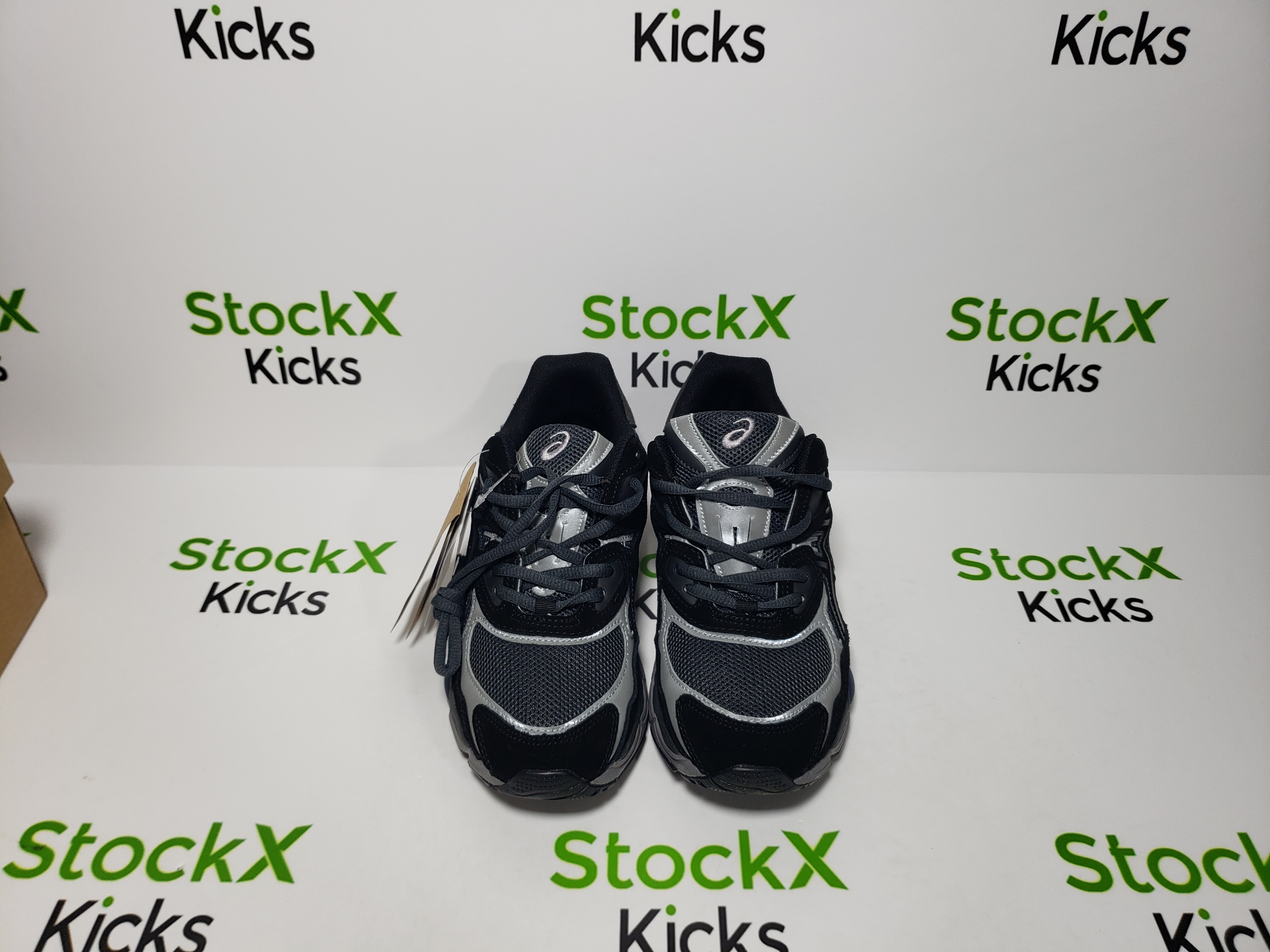 ASICS Gel-NYC Graphite Grey Black 1201A789 review stockxkicks 03