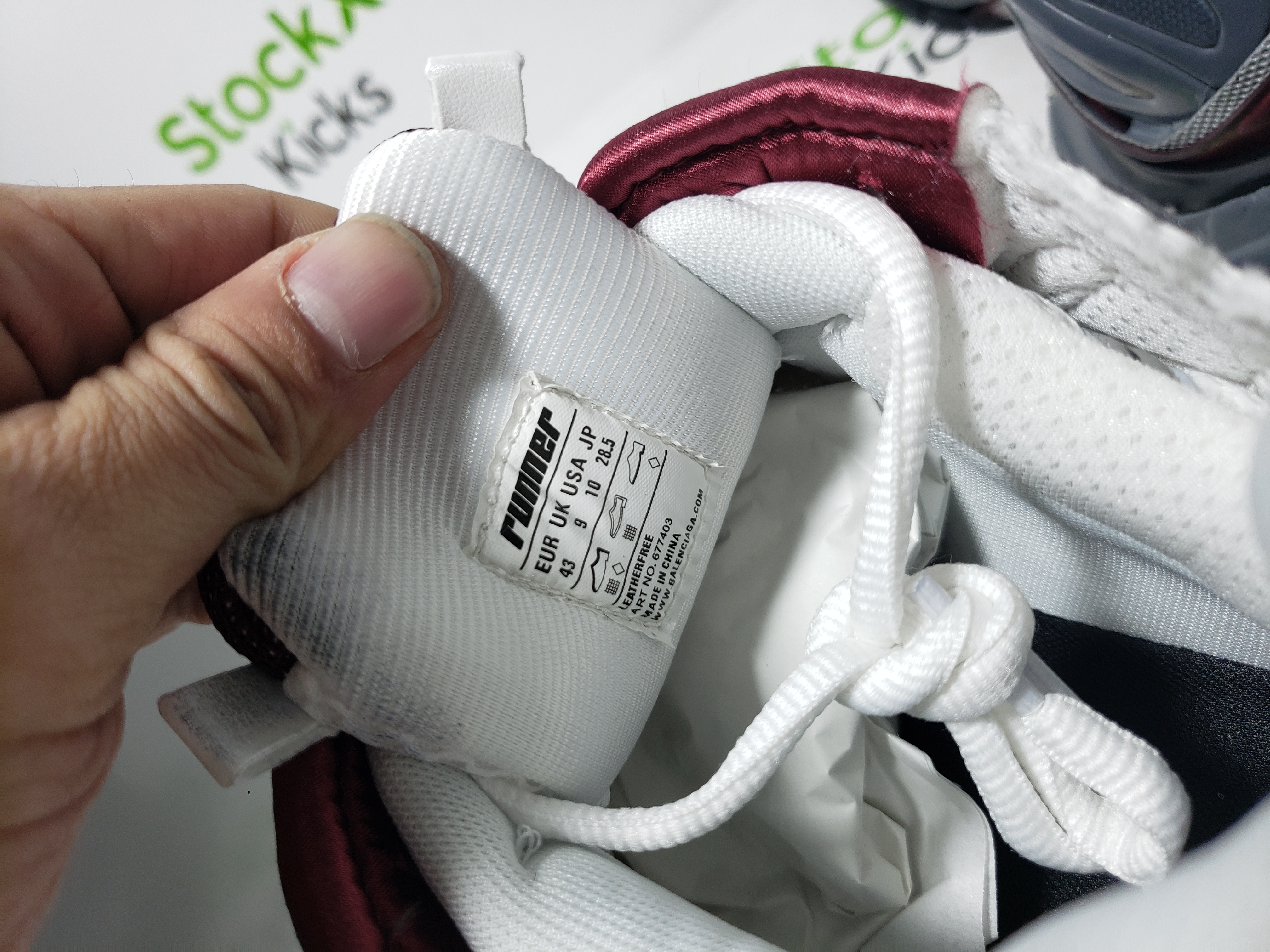 Balenciaga Runner Sneaker White Wine Red 677403 W3RB3 9069 review Mikel 01