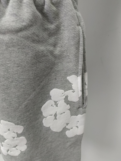 Denim Tears The Cotton Wreath Shorts Grey review Lilly 03