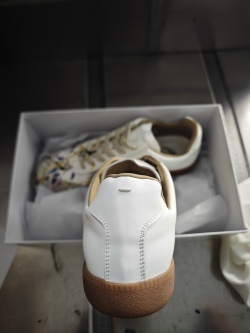 Maison Margiela Maison Margiela Replica Lace-Up Sneakers S57WS0240P1892 review Yaol 02