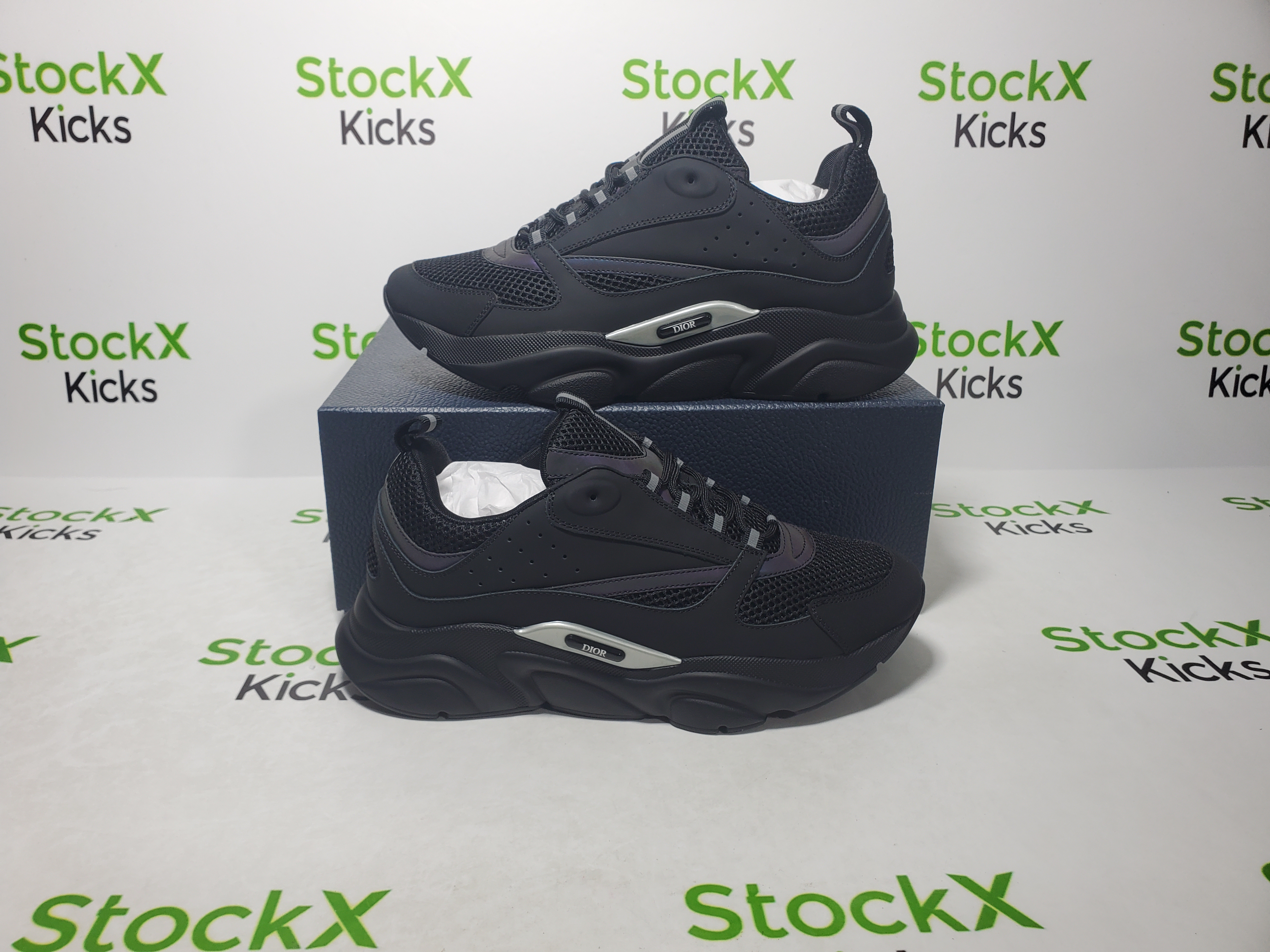 Dior B22 Sneakers Black Laser CK240809 review Oppo 01