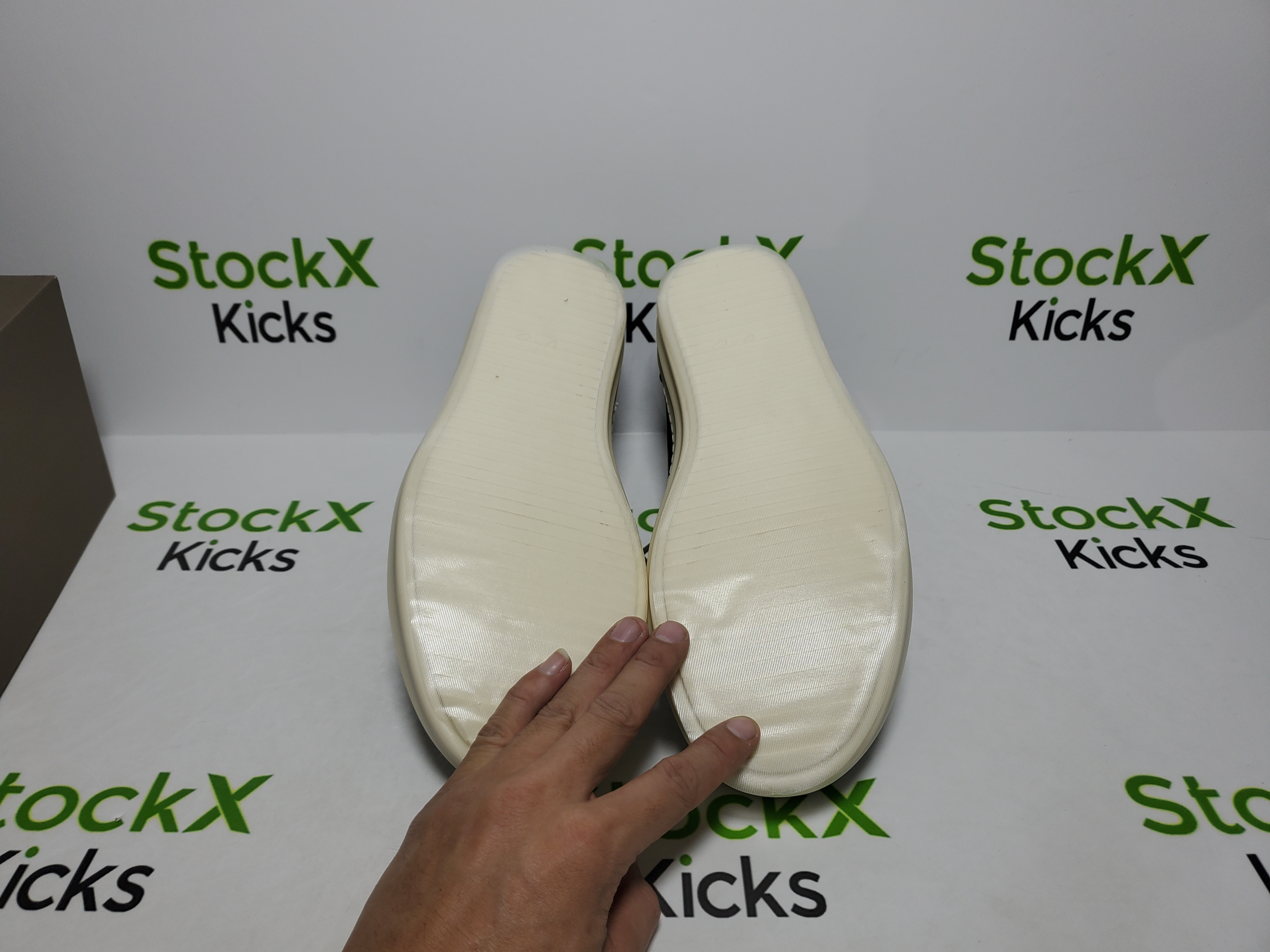 Rick Owens EDFU Vintage Sneaks Leather Black Milk White RP01C5888LPOLVS-911 review stockxkicks 03