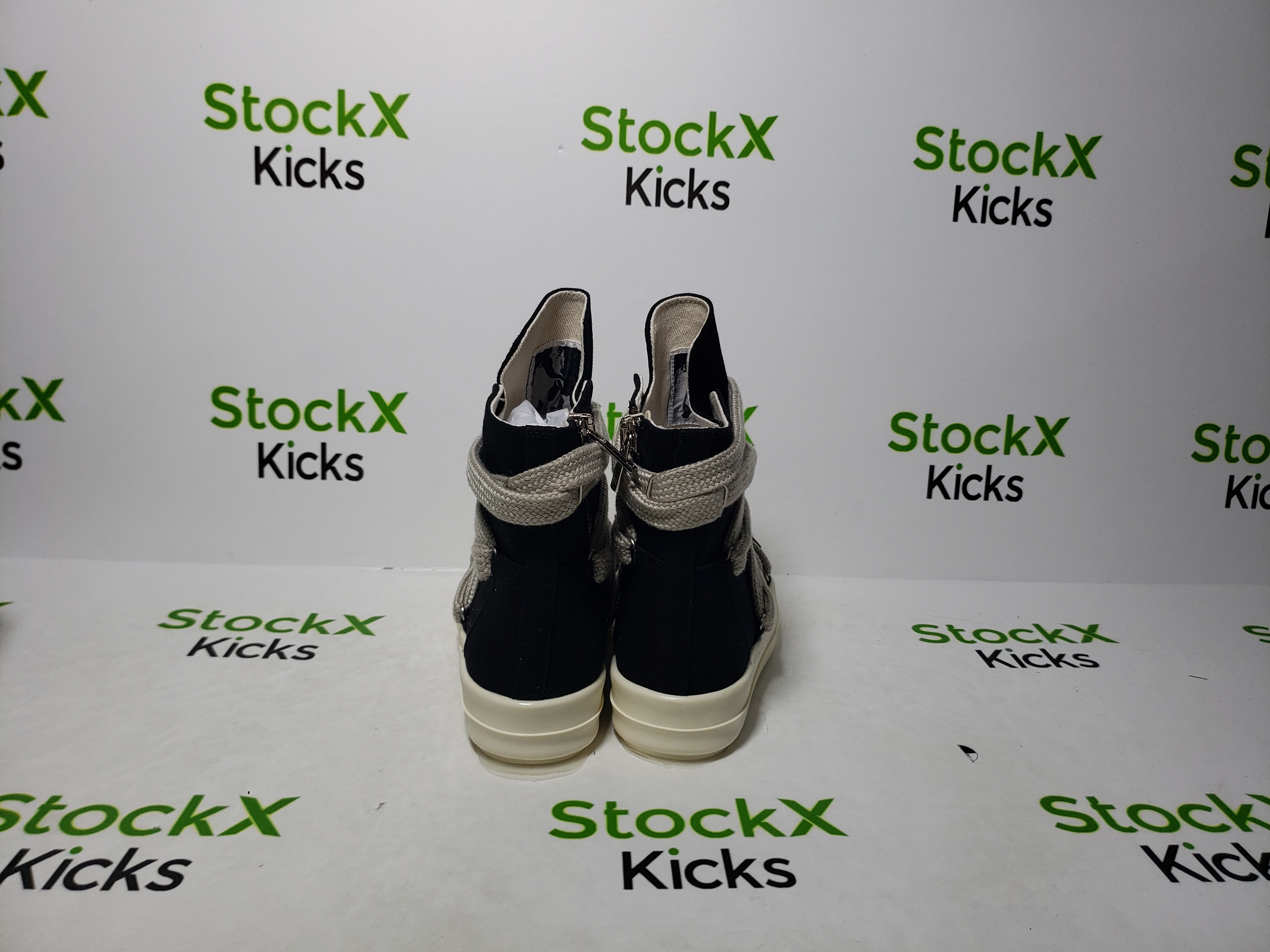 Rick Owens DRKSHDW Luxor Hexa High Black Milk review Kyrie 01