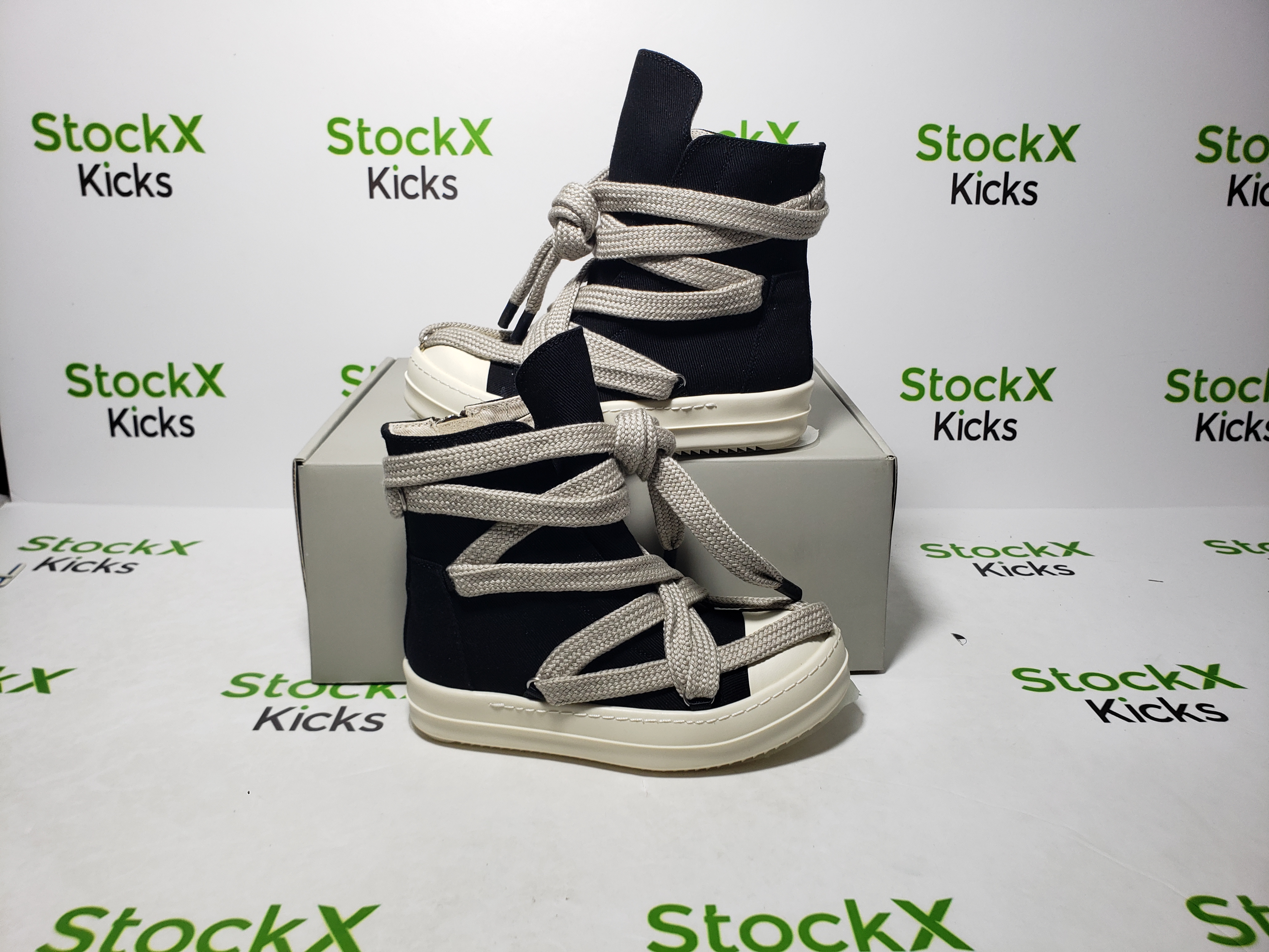 Rick Owens DRKSHDW Luxor Hexa High Black Milk review Kyrie 02