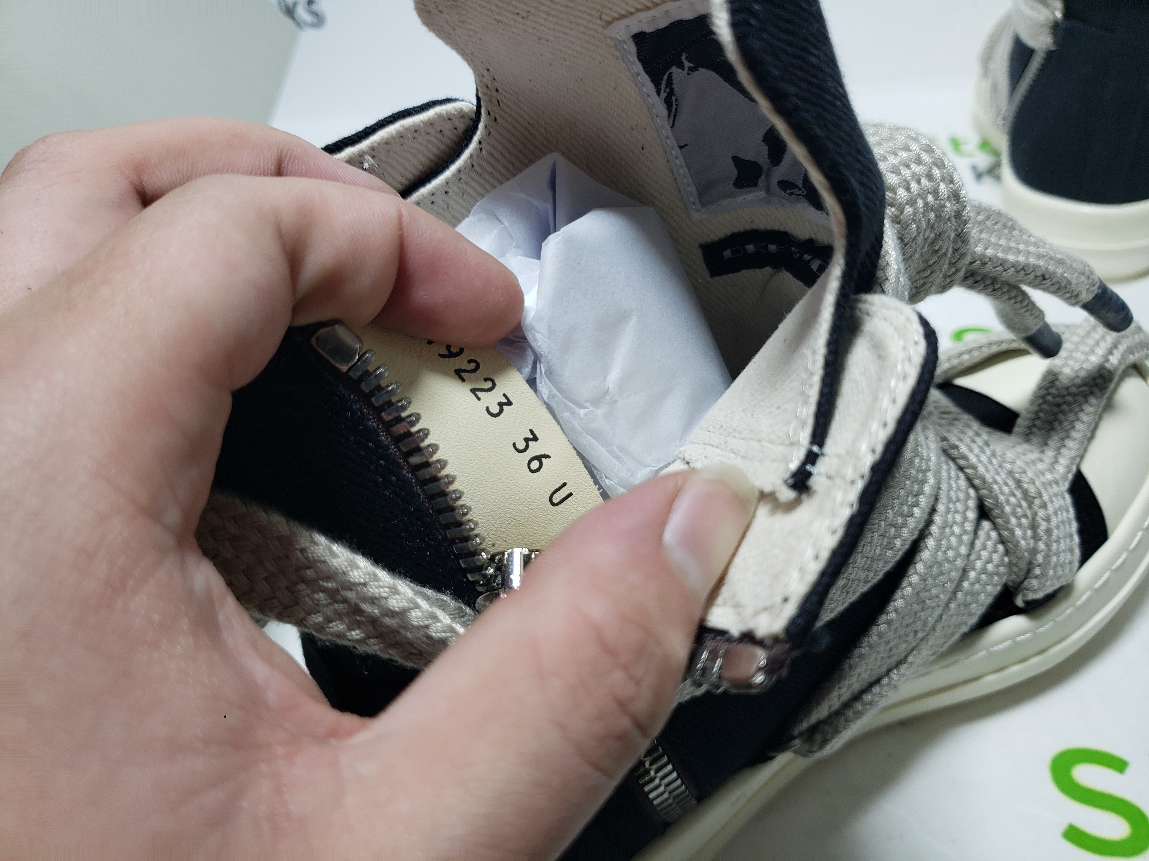 Rick Owens DRKSHDW Luxor Hexa High Black Milk review Kyrie 04