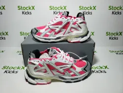 Balenciaga Runner White Fluo Pink 677402 W3RBN 9155 review stockxkicks 04