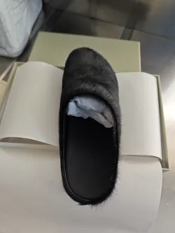 Marni Black LONG-HAIR CALFSKIN FUSSBETT SABOT Slide SBMR000600P412200N99 review Nnana 02