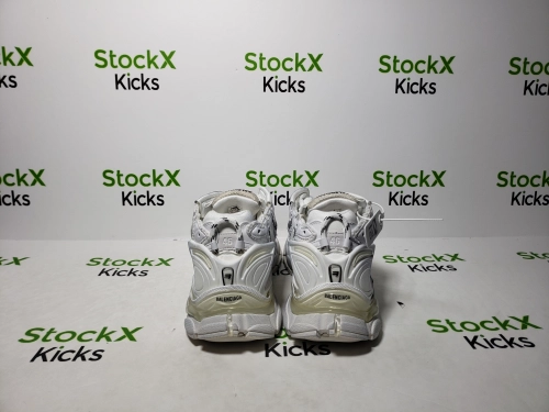 【Top PK God Batch】Balenciaga Runner White And Black Characters 677402 W3RBQ 9010 review 