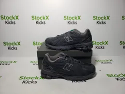 NEW BALANCE Dark Grey M1906RU review Muni 01