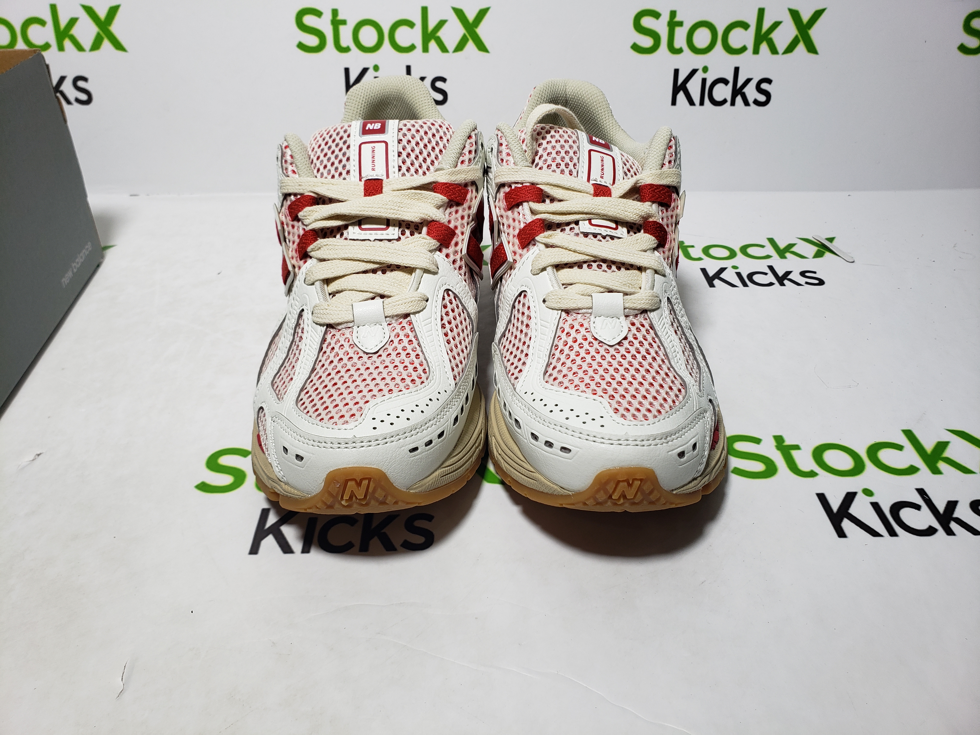 NEW BALANCE White Red M1906RO review sdfghdf 03