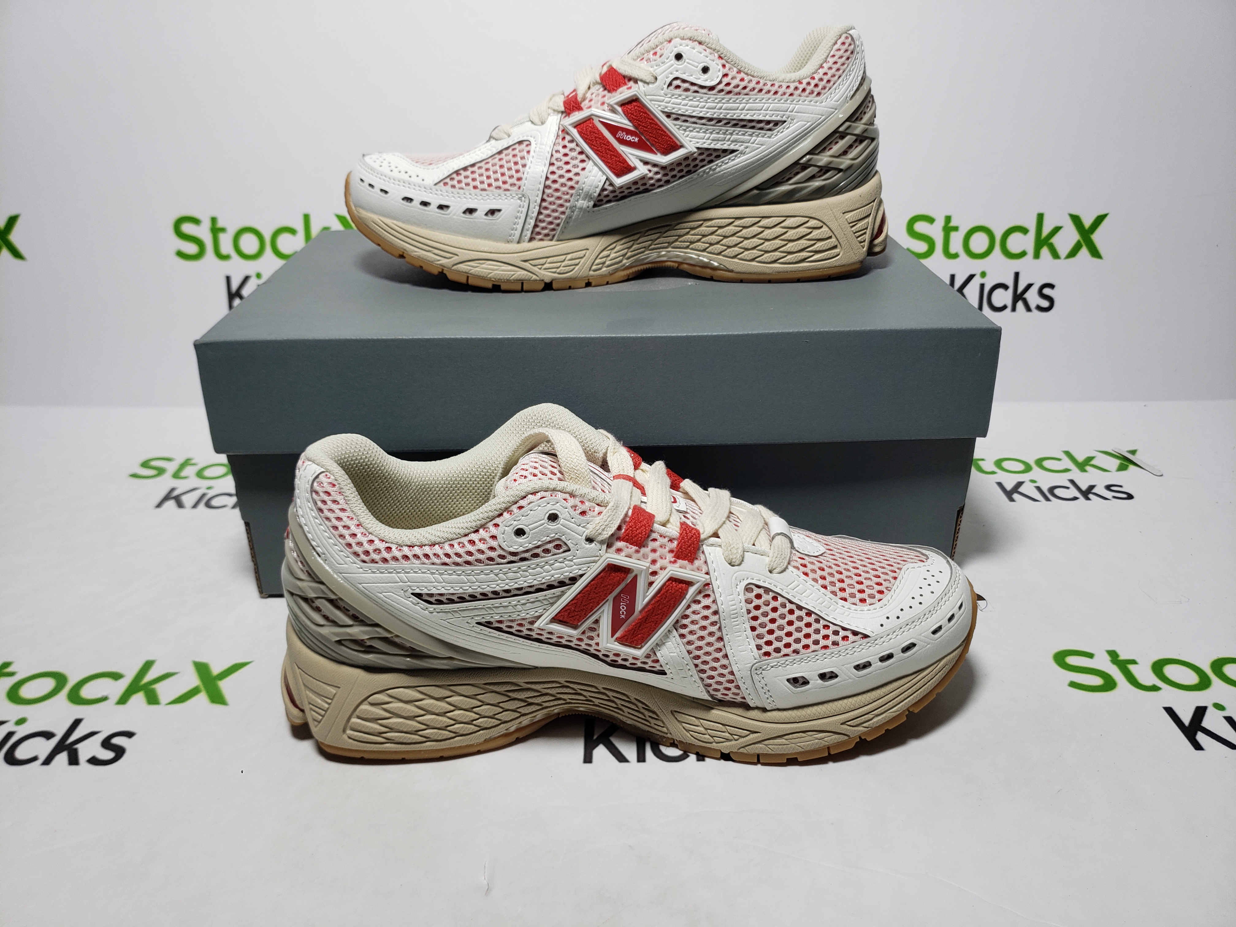 NEW BALANCE White Red M1906RO review sdfghdf 04