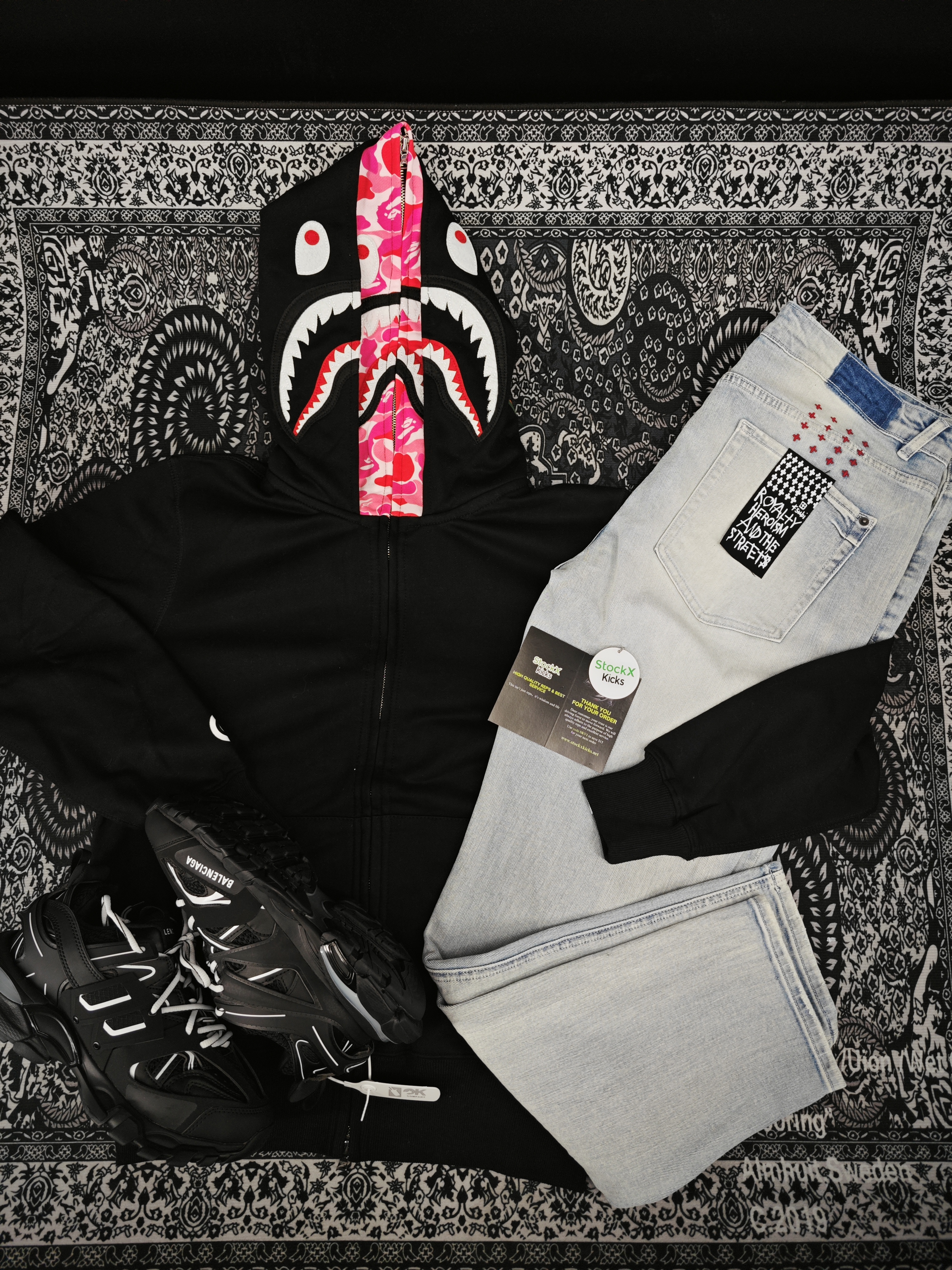 BAPE ABC Camo Shark Zip Hoodie Black Pink review stockxkicks