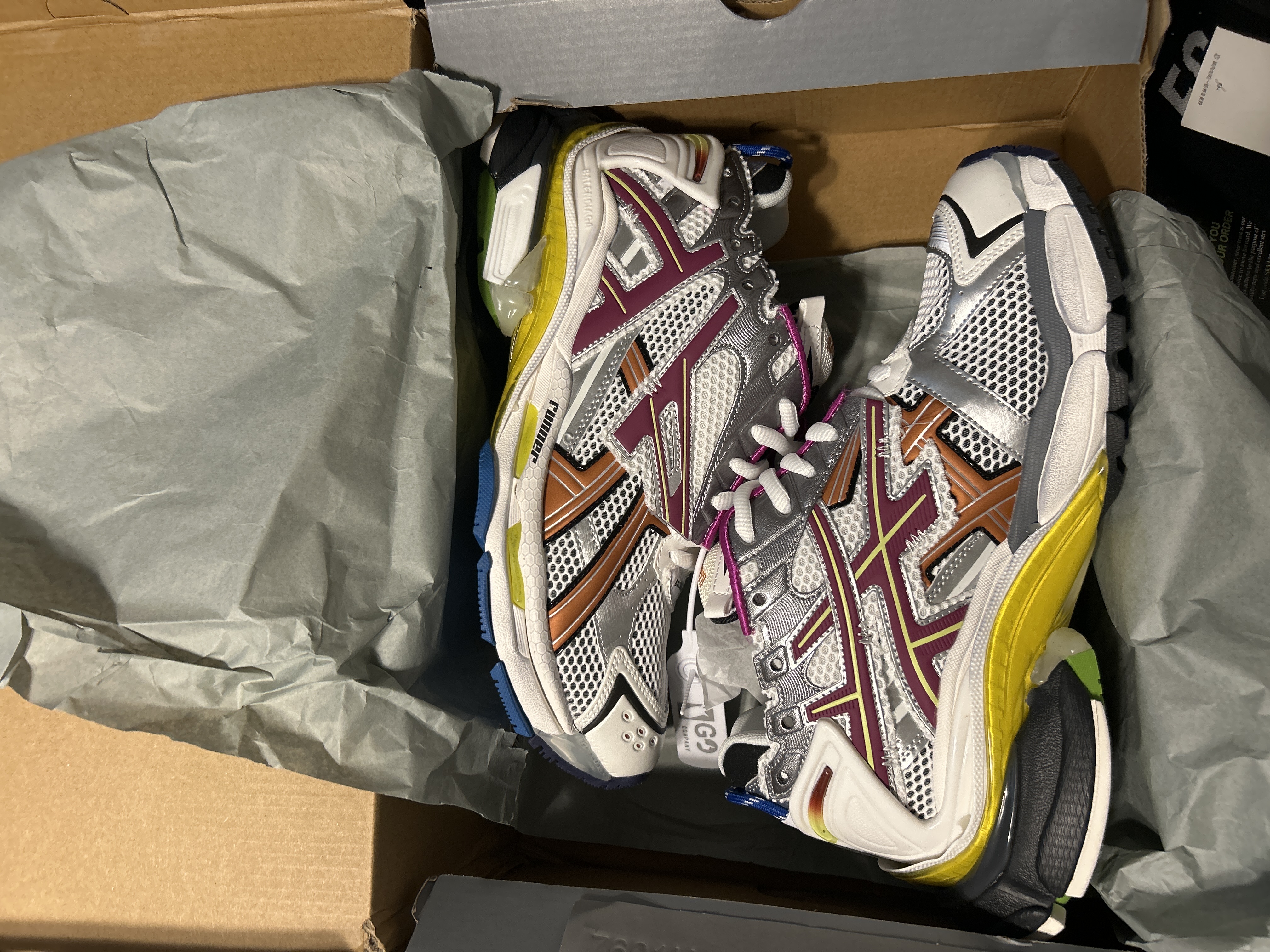 【Top PK Version】Balenciaga Runner Multicolor 677403W3RB68123 review Daylaun Shepard 00