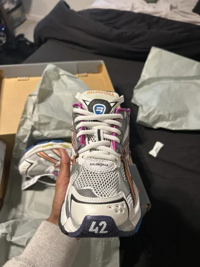 Balenciaga Runner Multicolor 677403W3RB68123 review Daylaun Shepard 02