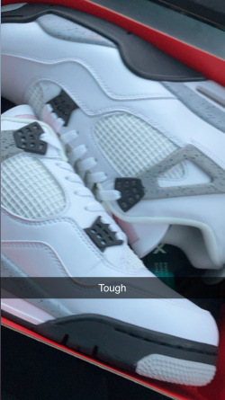 Special offer Batch Air Jordan 4 Retro White Cement 840606-192 review Jacob 01