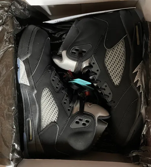 【FLASH SALE】PK God Batch Air Jordan 5 Retro OG Black Metallic Reimagined HF3975-001 review 