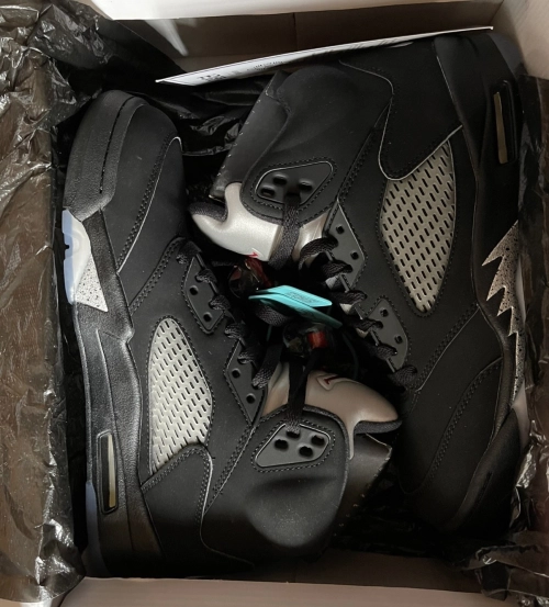 【Top PK God Batch】PK God Batch Air Jordan 5 Retro OG Black Metallic Reimagined HF3975-001 review 