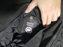 Canada Goose Chilliwack Bomber Heritage Down Jacket Black CK 091401 review Jams 06