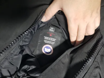 Canada Goose Chilliwack Bomber Heritage Down Jacket Black CK 091401 review Jams 05