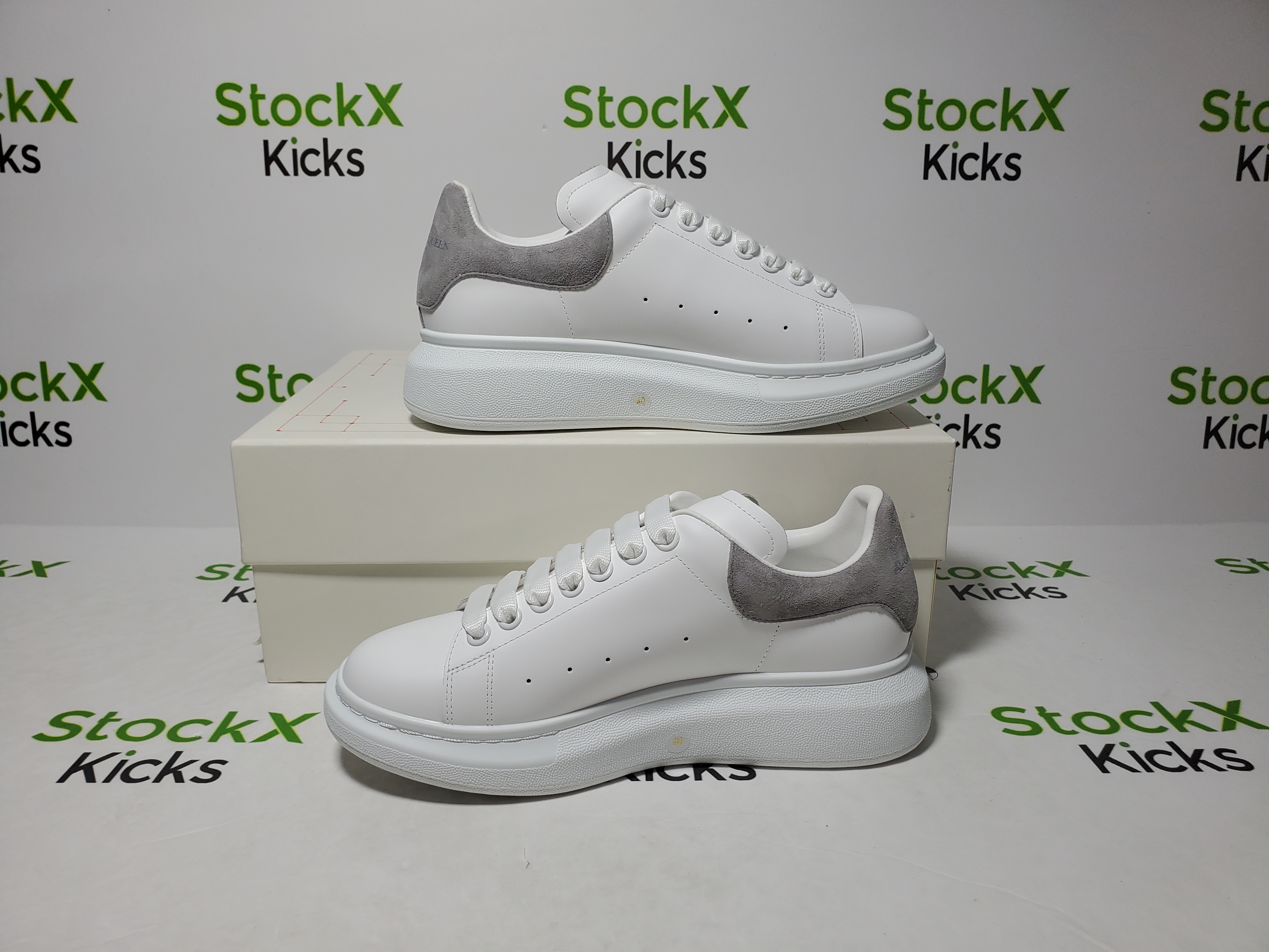 Alexander McQueen Sneaker Gray Velvet review Jeff 00