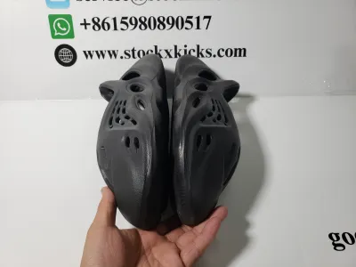 PK God Batch adidas originals Yeezy Foam Runner Onyx HP8739 review STOCKXKICKS  04