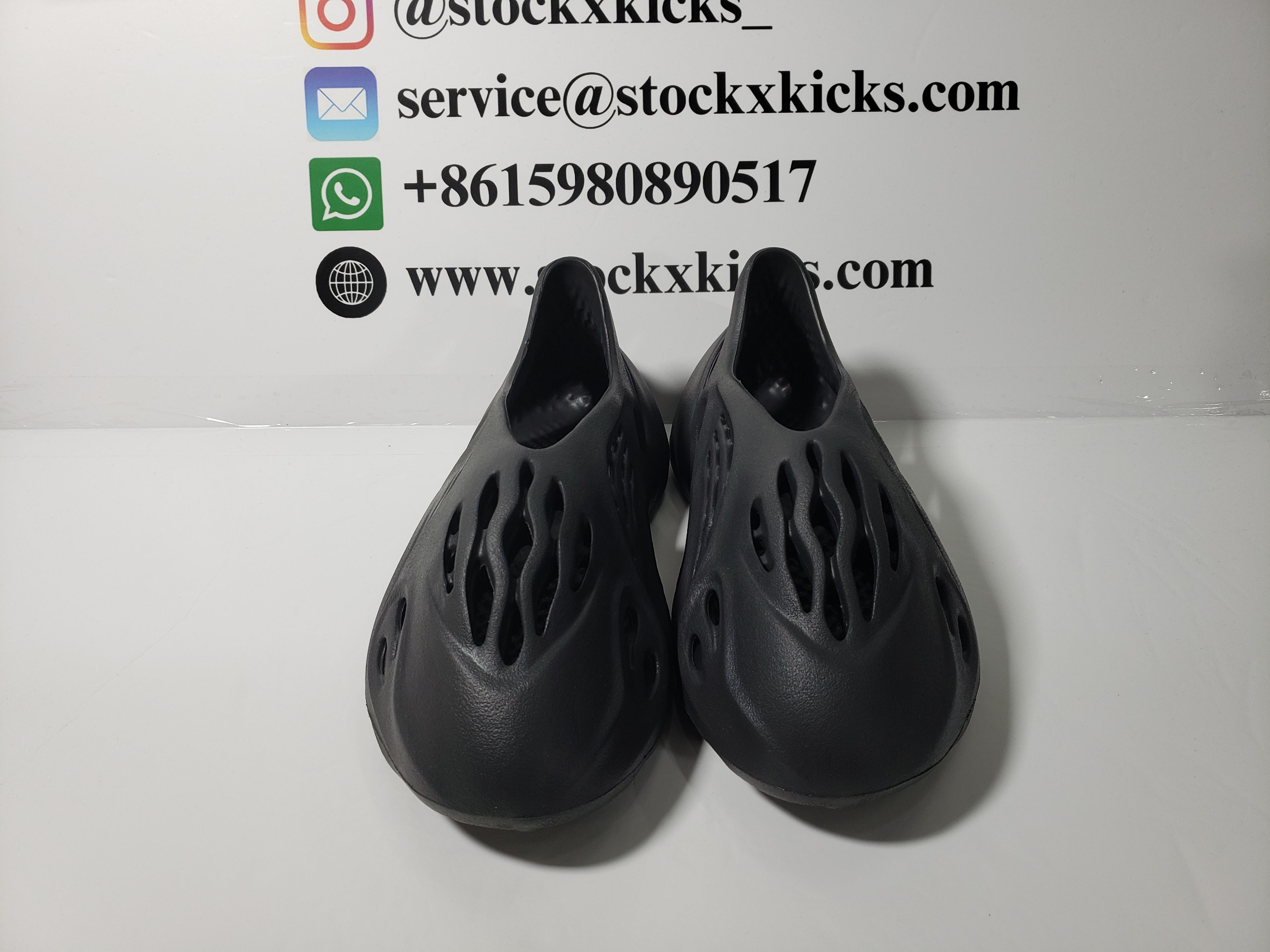 PK God Batch adidas originals Yeezy Foam Runner Onyx HP8739 review STOCKXKICKS 02
