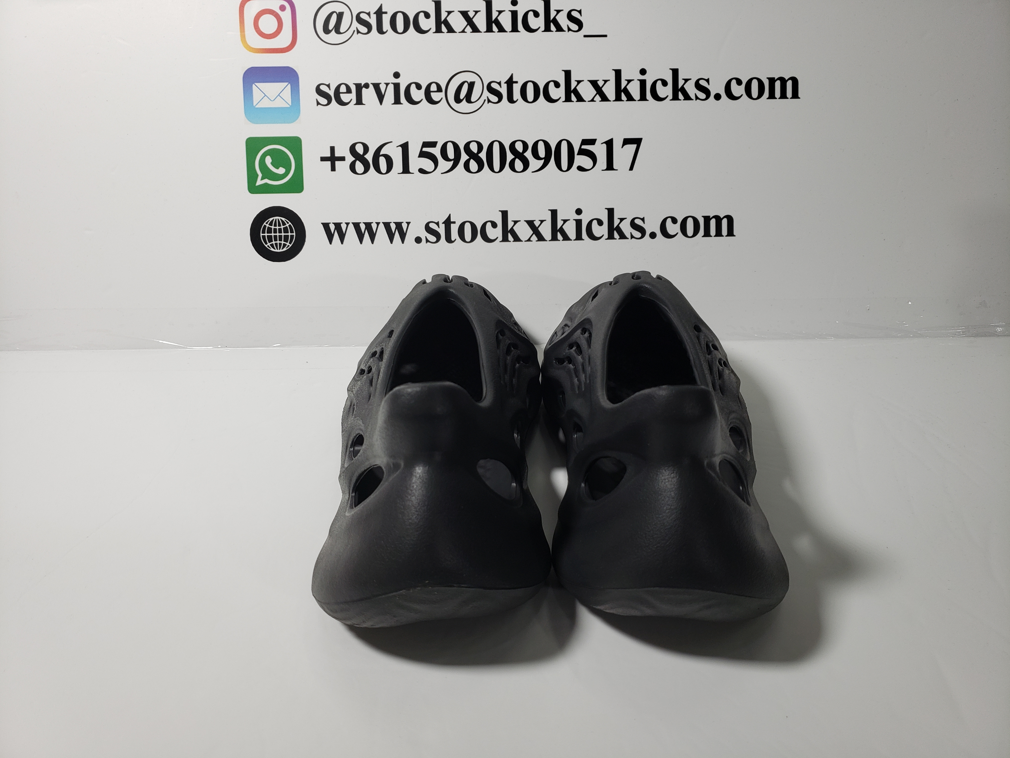PK God Batch adidas originals Yeezy Foam Runner Onyx HP8739 review STOCKXKICKS 01