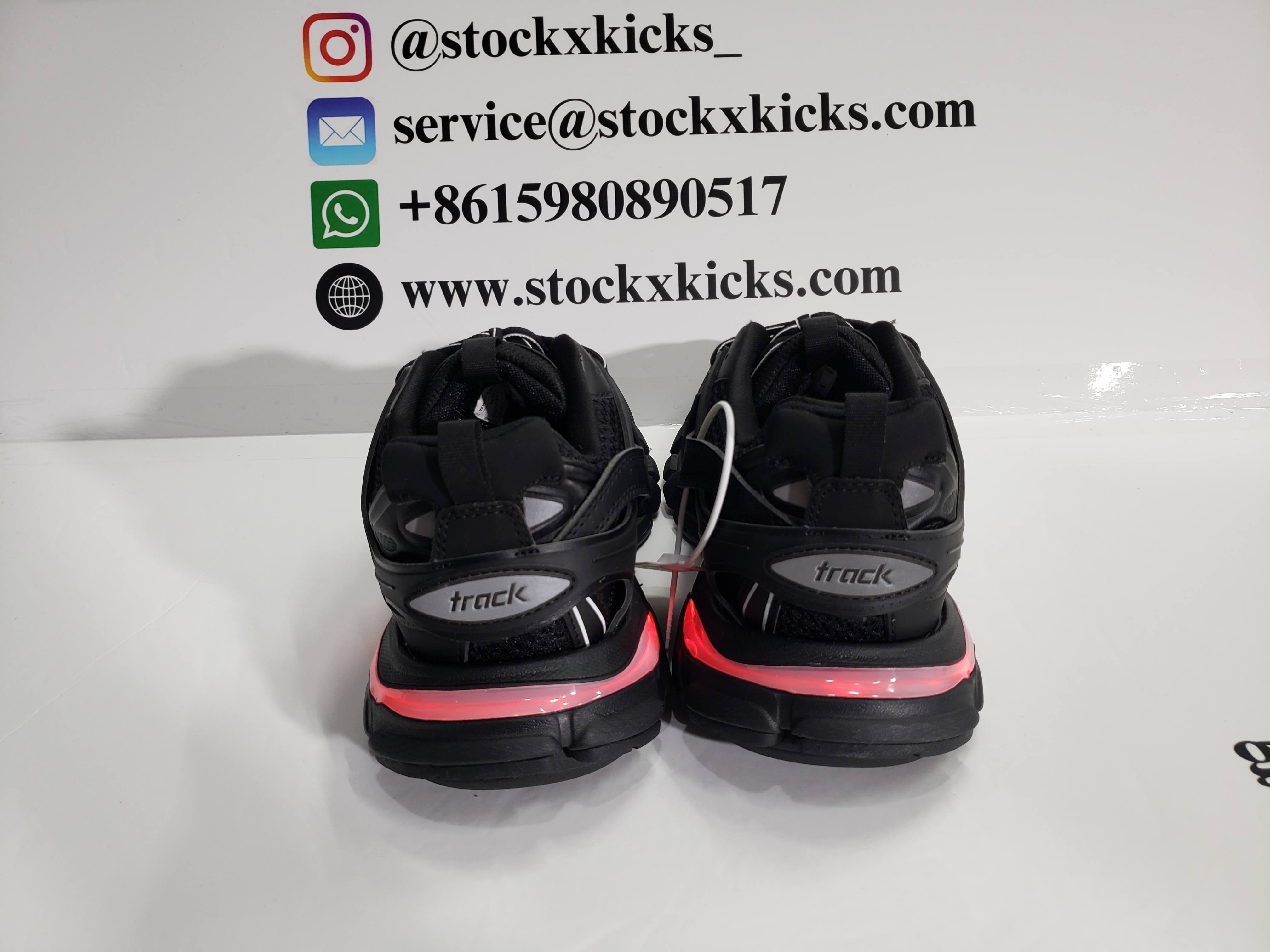 Balenciaga Track Tess S.Black (LED) 555032 W1GB7 1000  review STOCKXKICKS 02