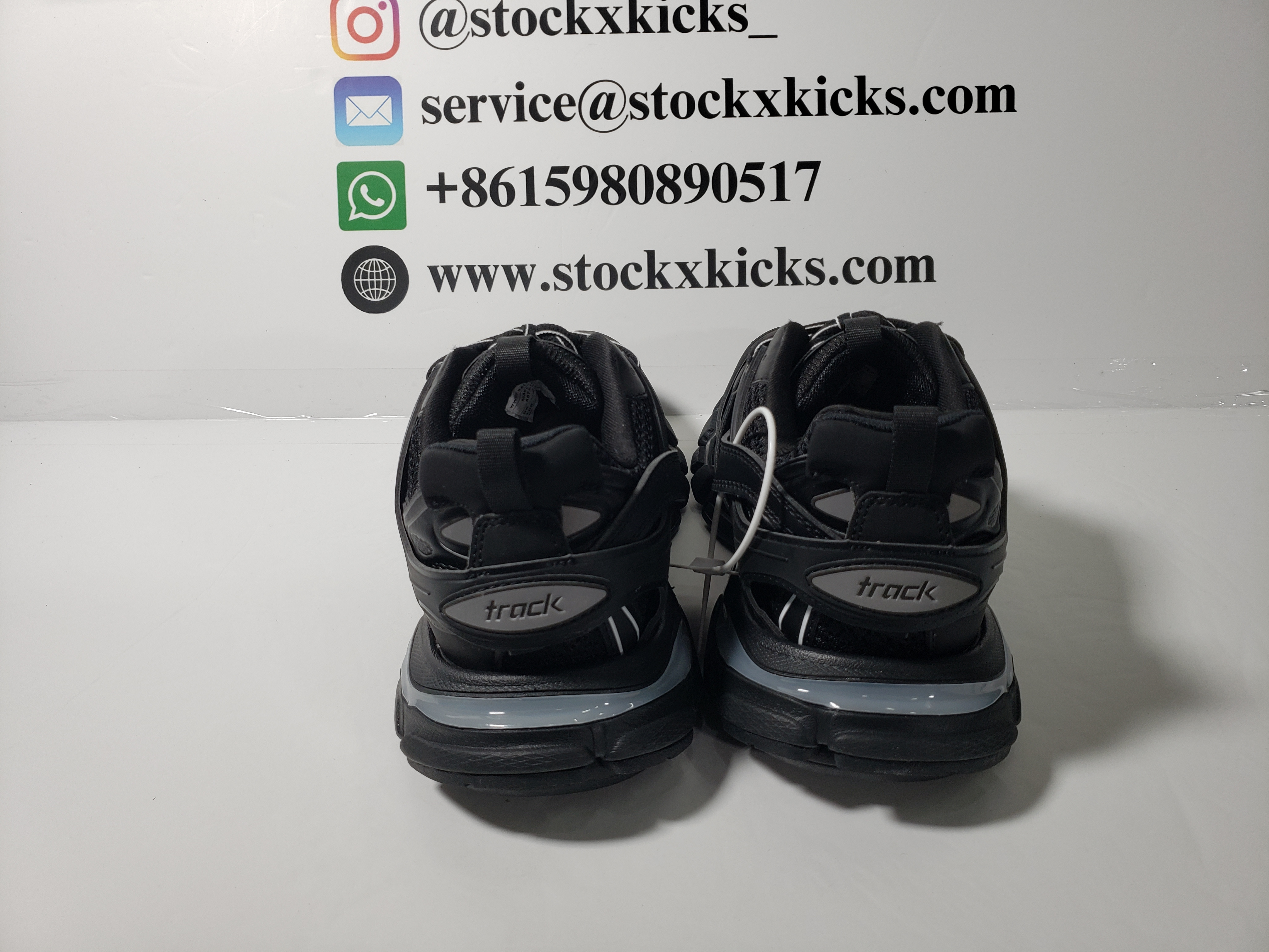 Balenciaga Track Tess S.Black (LED) 555032 W1GB7 1000  review STOCKXKICKS 01