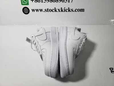 LJR Batch Nike Air Force 1 '07 Low White CW2288-111 review STOCKXKICKS 03