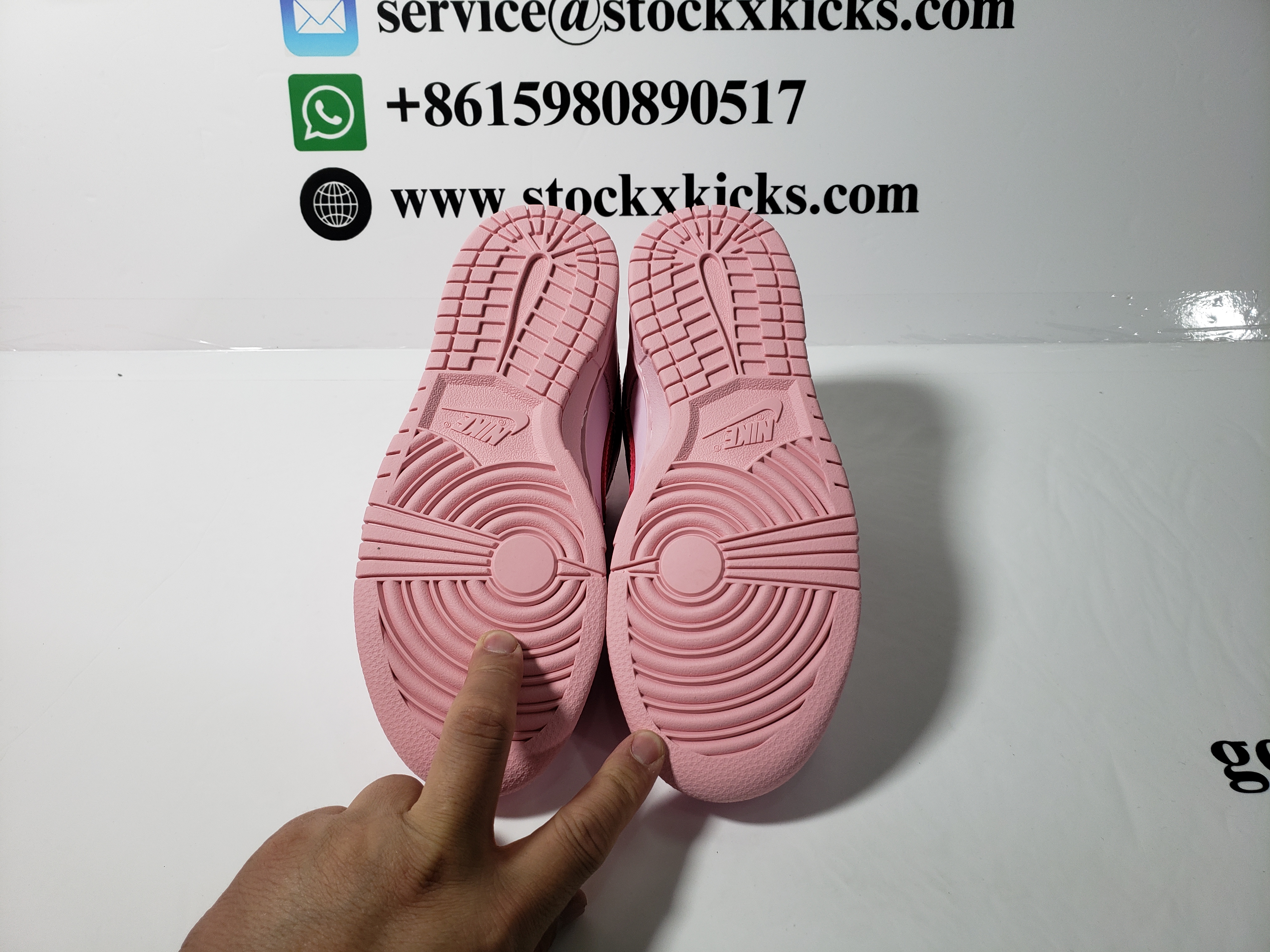 LJR Batch Nike Dunk Low Triple Pink DH9765-600 review STOCKXKICKS 01