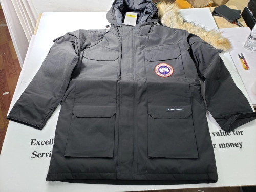 CANADA GOOSE Black Down Jacket review 