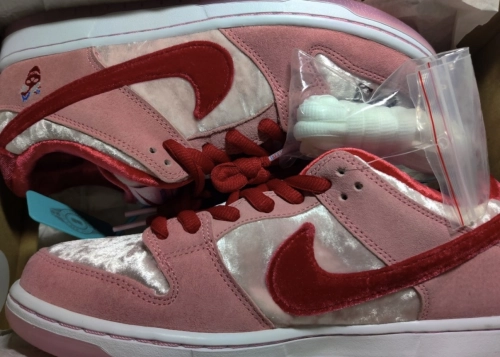 LJR Batch Nike SB Dunk Low StrangeLove Skateboards CT2552 800 review 