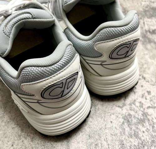 Dior B30 White 3SN279ZND-H000 review 