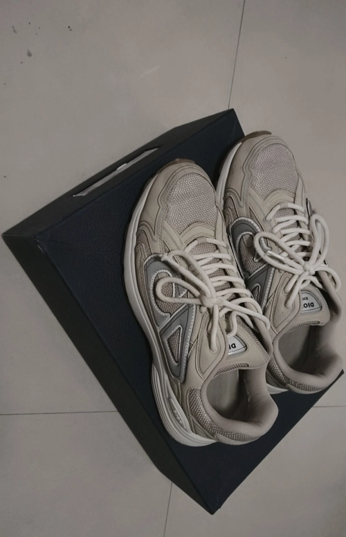 Dior B30 Cream 3SN279ZMA_H161 review 