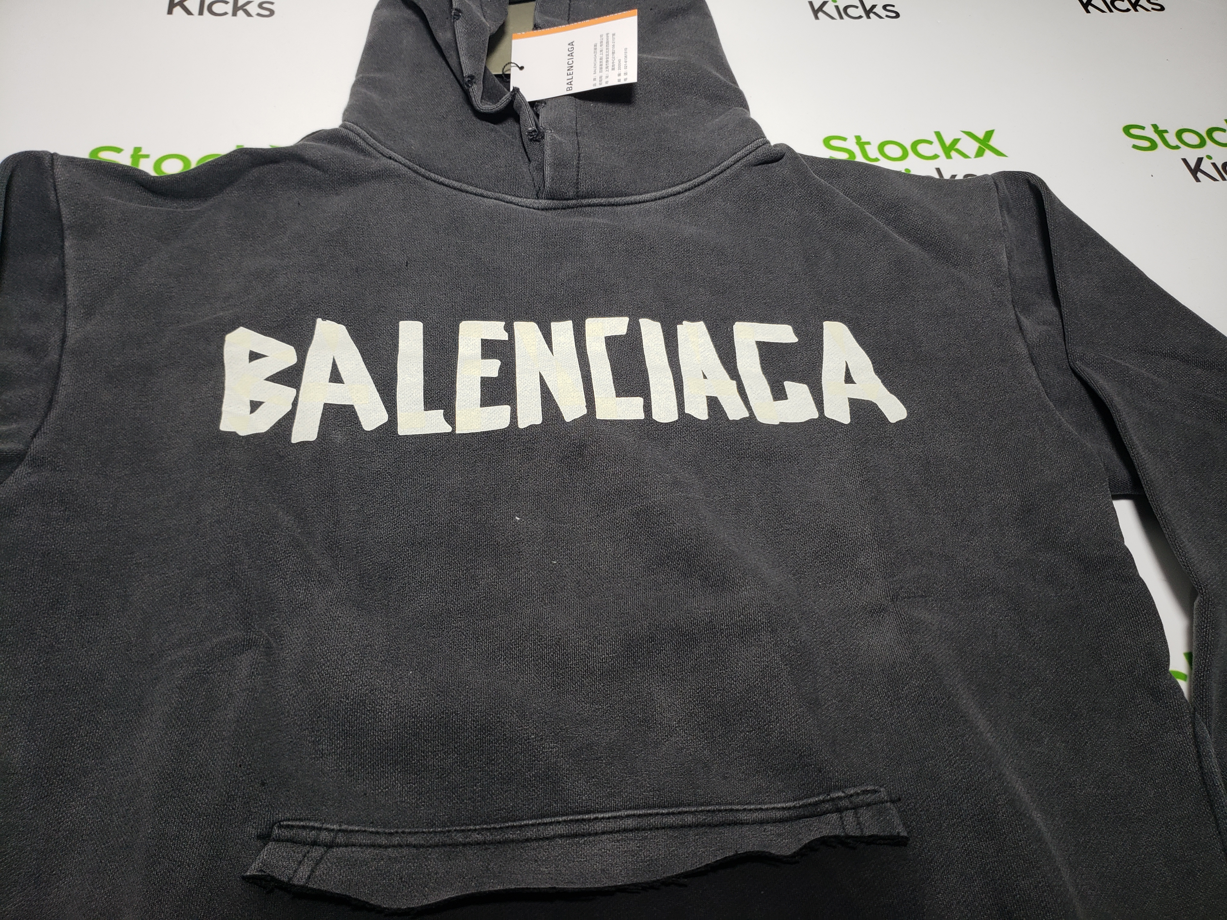 Balenciaga Tape Type Ripped Pocket Hoodie Oversized Black/Blue/Black Blue YZ 0400018953488 review Jack 02