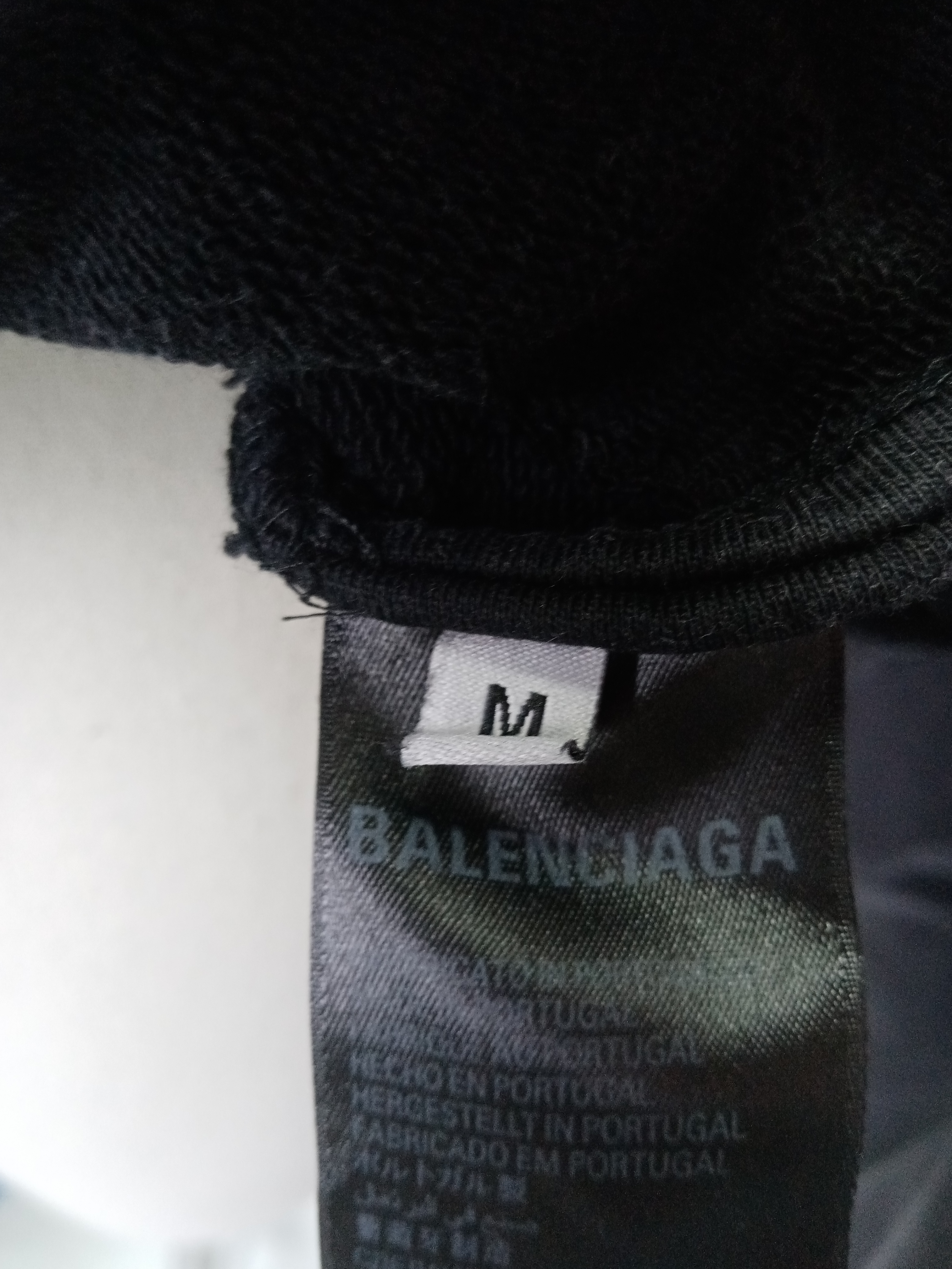 Balenciaga Tape Type Ripped Pocket Hoodie Oversized Black/Blue/Black Blue YZ 0400018953488 review EL 02