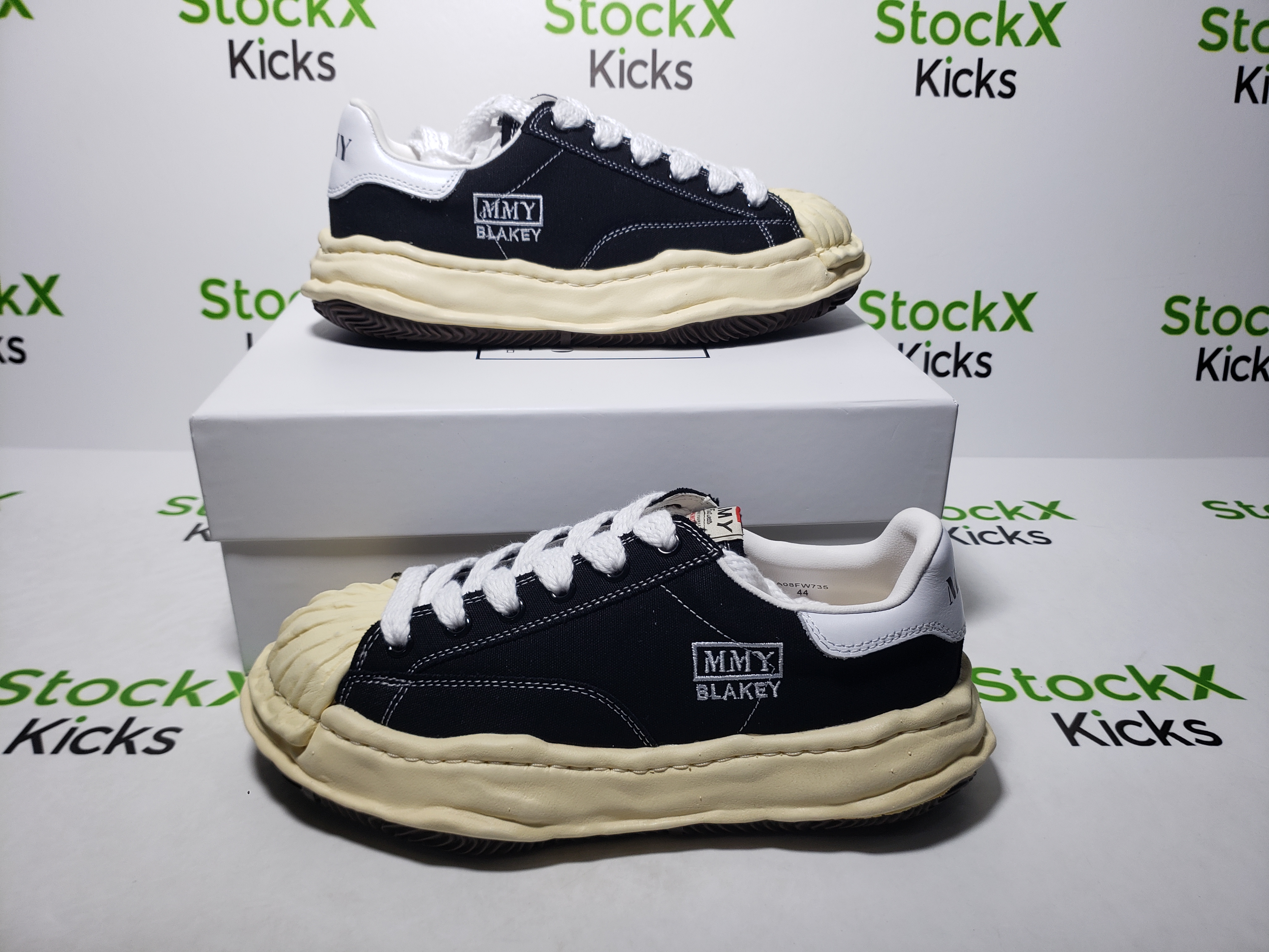 Maison MIHARA YASUHIRO Black And White Characters NO.784 review stockxkicks 03