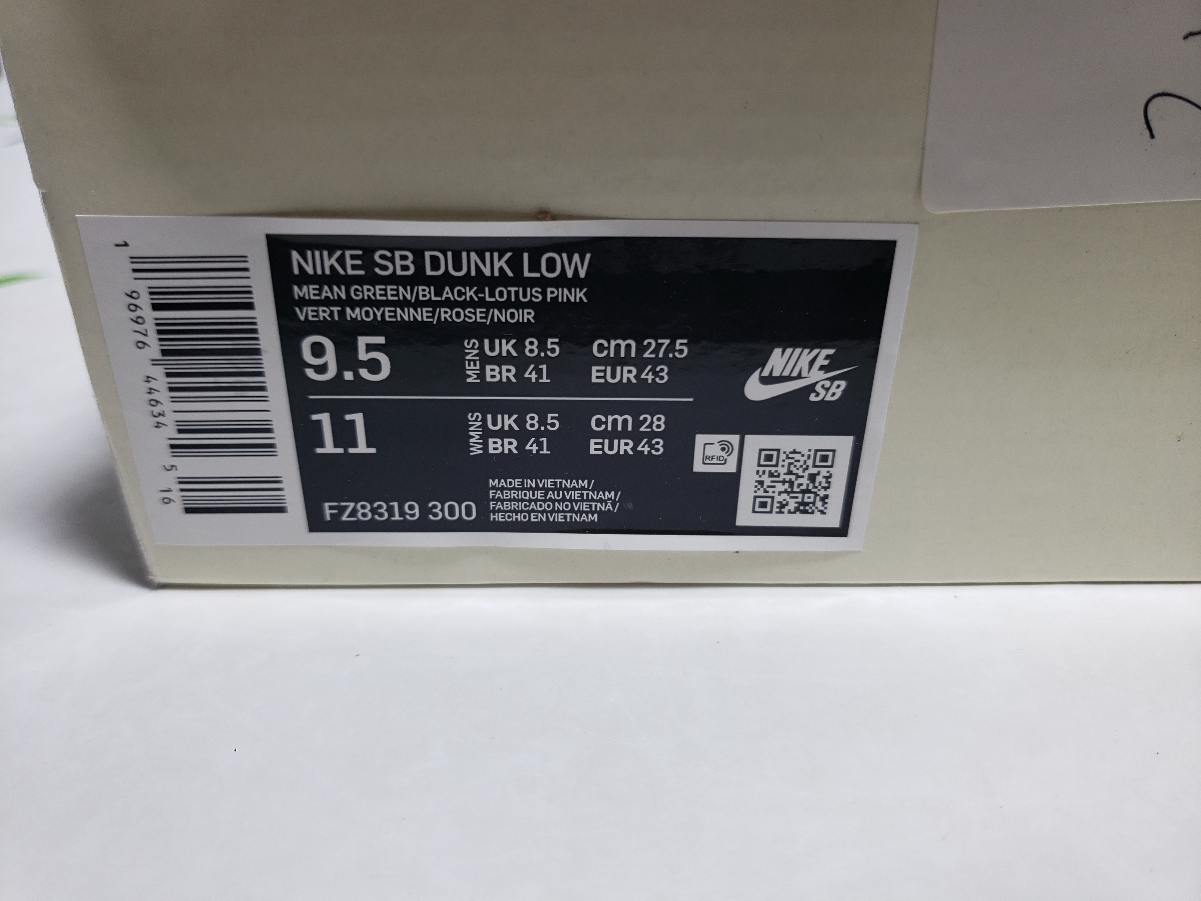 PK God Batch The Powerpuff Girls x Nike SB Dunk Low Buttercup FZ8319-300 review stockxkicks 00